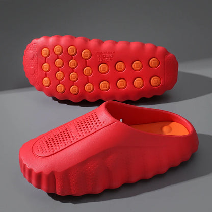 New Men's Slippers Outdoor Soft Thick Sole Slides Breathable Sandals Non-Slip Bathroom Slippers Lightweight Summer Beach Sandals